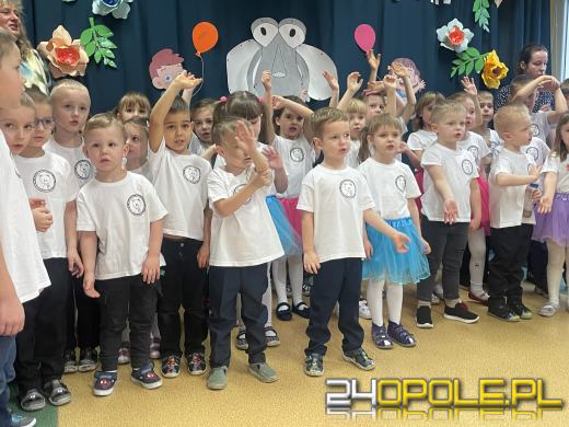 Mikołajkowy prezent dla przedszkolaków. Oficjalnie otwarto nowy plac zabaw