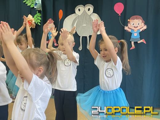 Mikołajkowy prezent dla przedszkolaków. Oficjalnie otwarto nowy plac zabaw