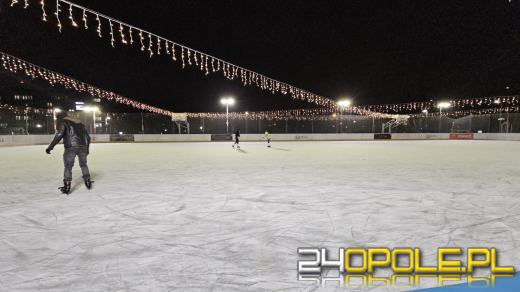 MOSiR Opole: Lodowisko pod gołym niebem już cieszy opolan