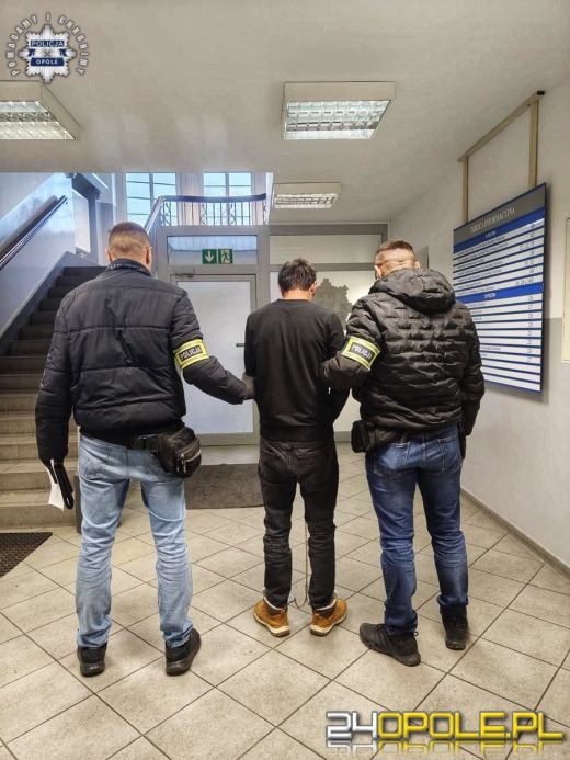 Brutalna kradzież w Opolu: Ochroniarze zaatakowani nożem przez obcokrajowców