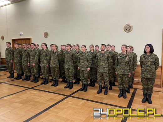 31 Strażników Granicznych złożyło dziś przysięgę w Urzędzie Wojewódzkim w Opolu