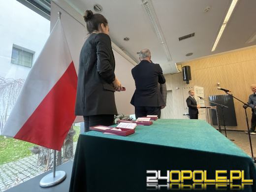 Krzyże Wolności i Solidarności trafiły do zasłużonych działaczy opozycji antykomunistycznej