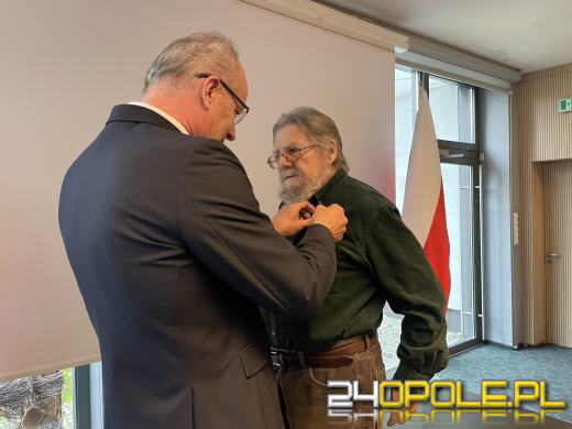 Krzyże Wolności i Solidarności trafiły do zasłużonych działaczy opozycji antykomunistycznej