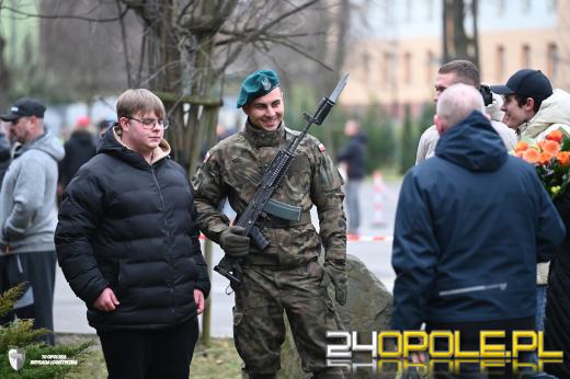 Uroczysta przysięga wojskowa w 10 Opolskiej Brygadzie Logistycznej
