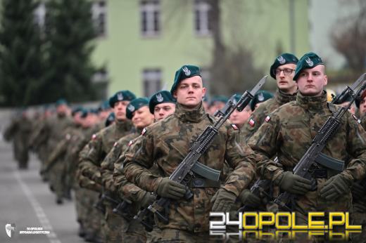 Uroczysta przysięga wojskowa w 10 Opolskiej Brygadzie Logistycznej