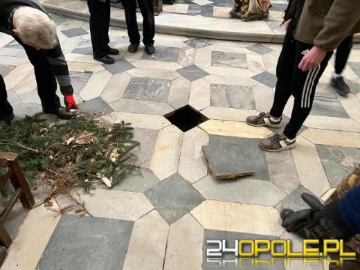 Niesamowite odkrycie w Głuchołazach. Trafiono na tajemnicze wejście do nieznanego pomieszczenia