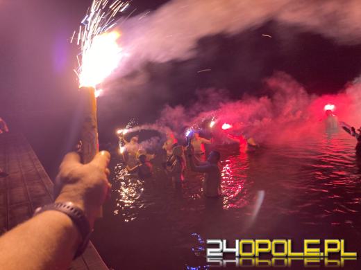 Opolskie morsy rozpoczęły Nowy Rok w lodowatej wodzie