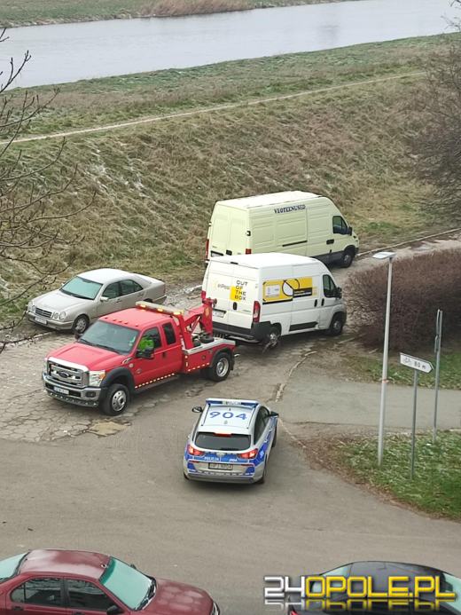 Dzięki czujności czytelnika pijany kierowca dalej już nie pojedzie 