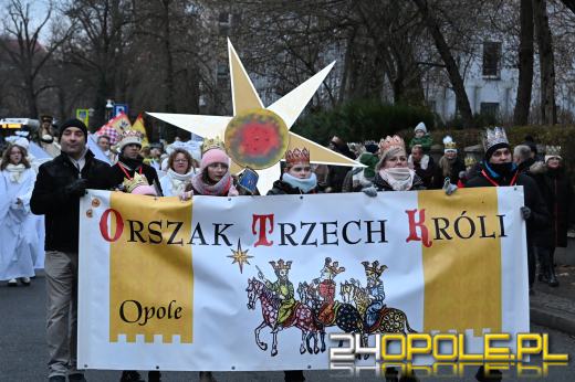 Tradycyjny Orszak Trzech Króli przeszedł ulicami Opola