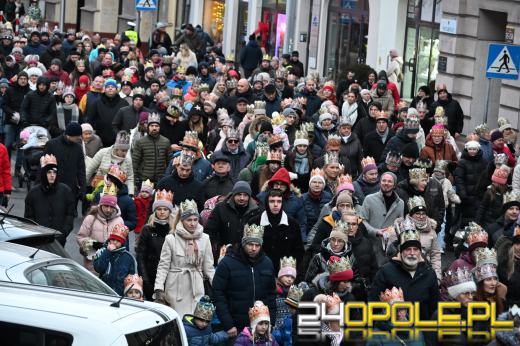 Tradycyjny Orszak Trzech Króli przeszedł ulicami Opola