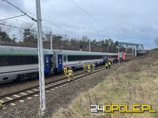 Awaria sieci trakcyjnej zatrzymała pociąg w Kędzierzynie-Koźlu