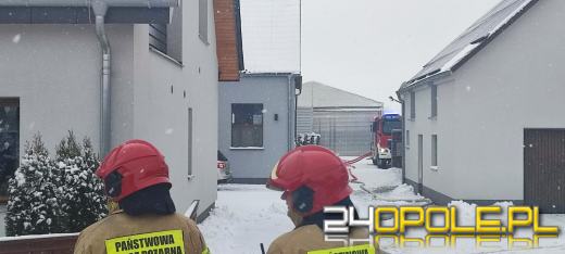 Pożar stolarni w Chrząstowicach: 6 zastępów straży w akcji