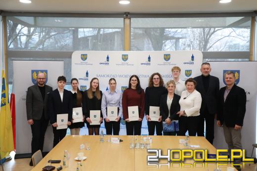 Sportowi bohaterowie z Opolszczyzny uhonorowani w Urzędzie Marszałkowskim w Opolu