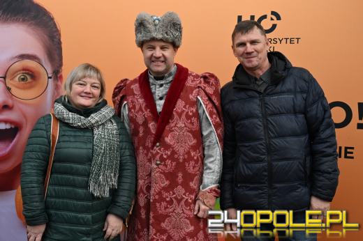 Opolscy maturzyści w akcji, czyli poloneza czas zacząć!