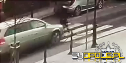  76-latka potrącona na przejściu dla pieszych (video)