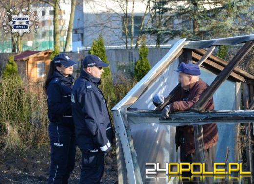 Działania służb dla osób w kryzysie bezdomności. Nie bądźcie obojętni