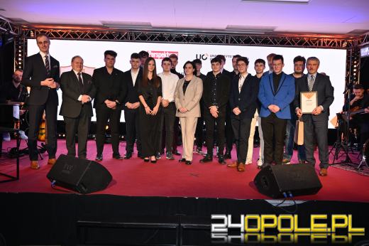 Gala Opolskich Perspektyw 2025. Najlepsze szkoły średnie w województwie nagrodzone