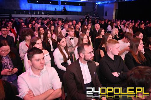 Gala Opolskich Perspektyw 2025. Najlepsze szkoły średnie w województwie nagrodzone