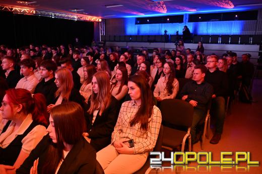 Gala Opolskich Perspektyw 2025. Najlepsze szkoły średnie w województwie nagrodzone