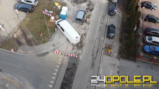Przebudowa drogi wokół CUP. Sprawdziliśmy jak przebiegają prace budowlane