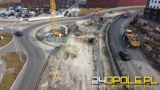 Przebudowa drogi wokół CUP. Sprawdziliśmy jak przebiegają prace budowlane