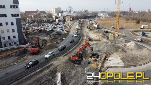 Przebudowa drogi wokół CUP. Sprawdziliśmy jak przebiegają prace budowlane