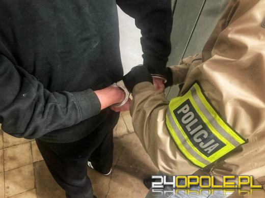 Brutalny atak w Tułowicach. 38-latek bił, kopał i strzelał z broni gazowej