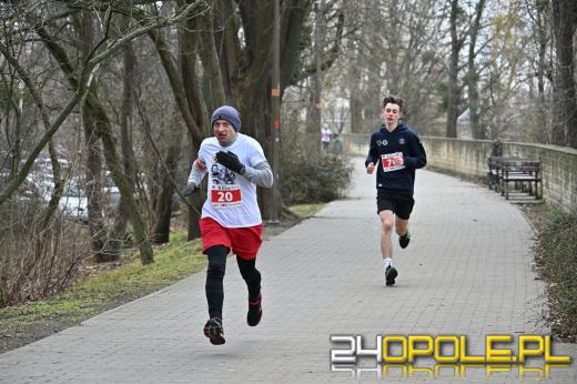 Biegacze uczcili pamięć Żołnierzy Wyklętych w Opolu (GALERIA)