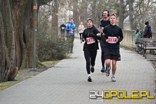 Biegacze uczcili pamięć Żołnierzy Wyklętych w Opolu (GALERIA)
