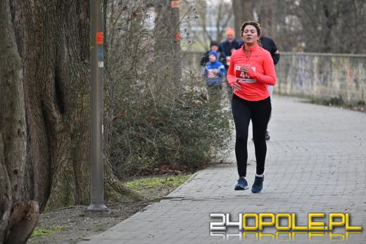 Biegacze uczcili pamięć Żołnierzy Wyklętych w Opolu (GALERIA)