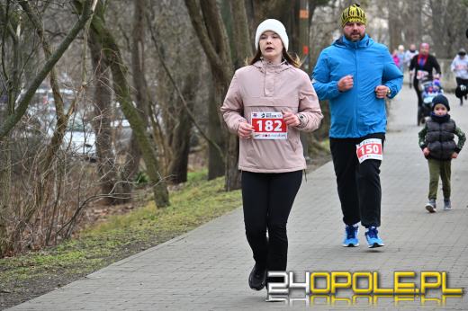 Biegacze uczcili pamięć Żołnierzy Wyklętych w Opolu (GALERIA)