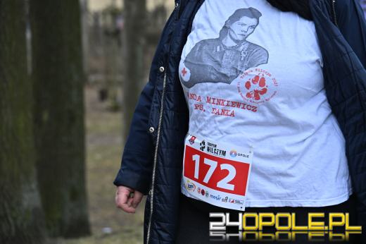Biegacze uczcili pamięć Żołnierzy Wyklętych w Opolu (GALERIA)