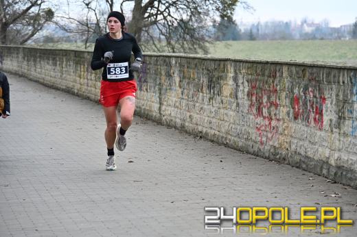 Biegacze uczcili pamięć Żołnierzy Wyklętych w Opolu (GALERIA)