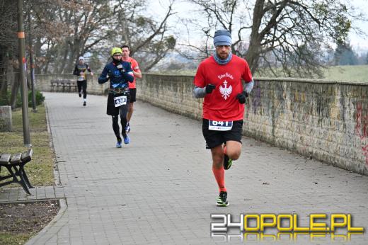 Biegacze uczcili pamięć Żołnierzy Wyklętych w Opolu (GALERIA)