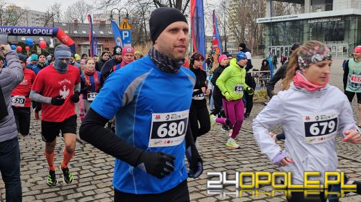 Biegacze uczcili pamięć Żołnierzy Wyklętych w Opolu (GALERIA)