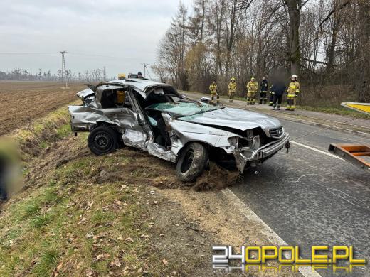 Śmiertelny wypadek na trasie Leśnica - Lichynia. Nie żyje 20-letni kierowca