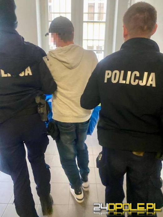 Otmuchów: Policjanci zatrzymali trzech poszukiwanych - jeden wpadł z amfetaminą