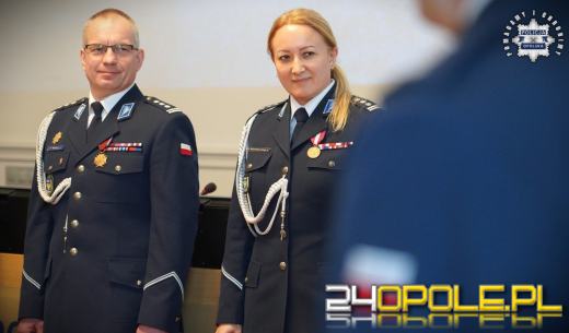 Służyć wiernie Narodowi..." - nowi policjanci ślubowali na sztandar