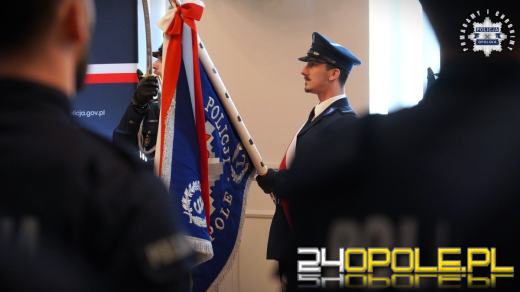 Służyć wiernie Narodowi..." - nowi policjanci ślubowali na sztandar