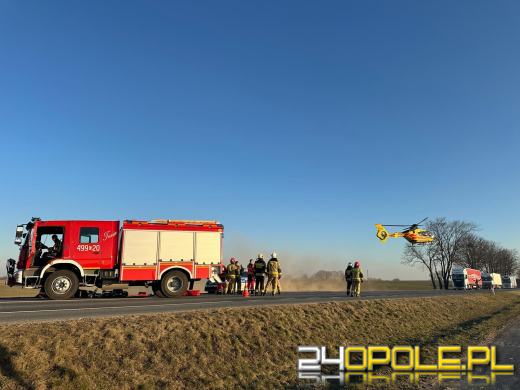 Dachowanie samochodu na DW 426. Lądował LPR