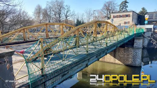Trwa remont "żółtego mostku" w Opolu