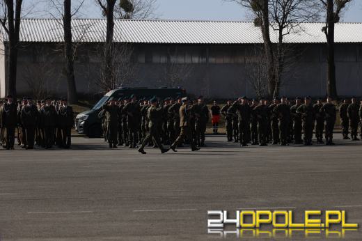 Wczoraj elewi, dziś żołnierze. 120 osób złożyło przysięgę