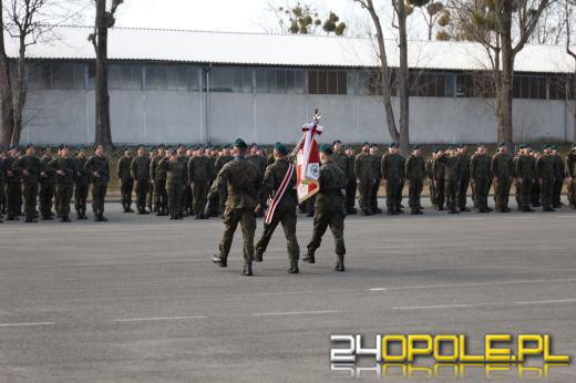 Wczoraj elewi, dziś żołnierze. 120 osób złożyło przysięgę