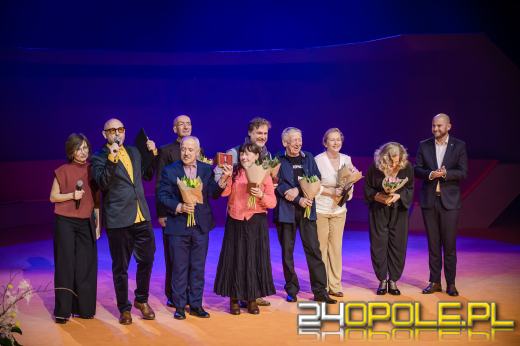 Nagrody dla artystów Teatru im. Jana Kochanowskiego. Uhonorowano zasłużonych