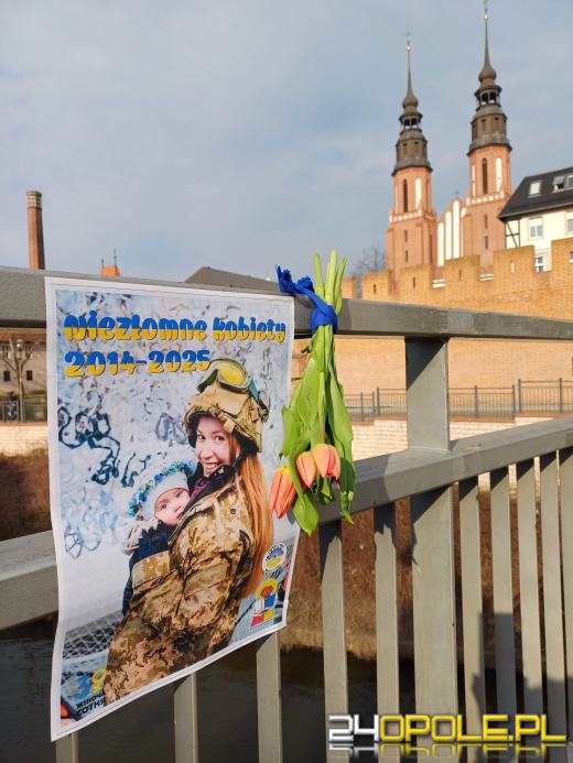 Plakaty w Opolu przypomniały o wojnie i sile kobiet na froncie