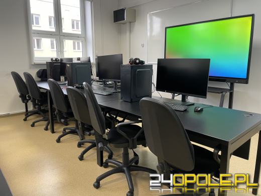 Kamera, akcja! Nowe studio telewizyjne na Uniwersytecie Opolskim oficjalnie otwarte