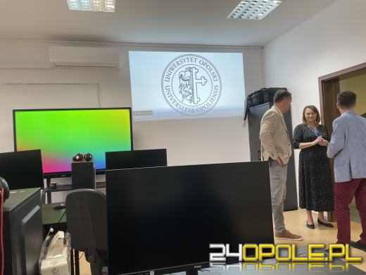Kamera, akcja! Nowe studio telewizyjne na Uniwersytecie Opolskim oficjalnie otwarte