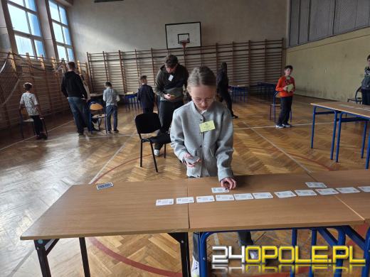 Matematyczny pojedynek trzecioklasistów. Finał Mistrzostw Opola za nami