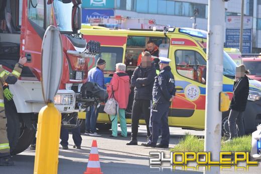 Zderzenie trzech samochodów na skrzyżowaniu ulic Sosnkowskiego i Horoszkiewicza