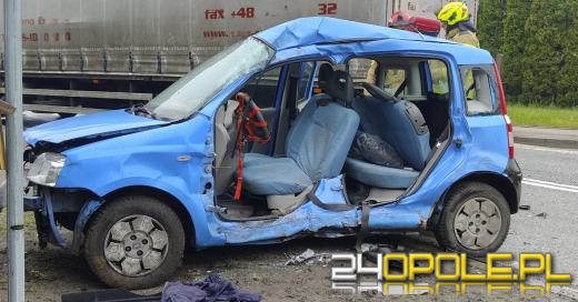 Śmiertelny wypadek w Wierzbicy Górnej. Droga zablokowana